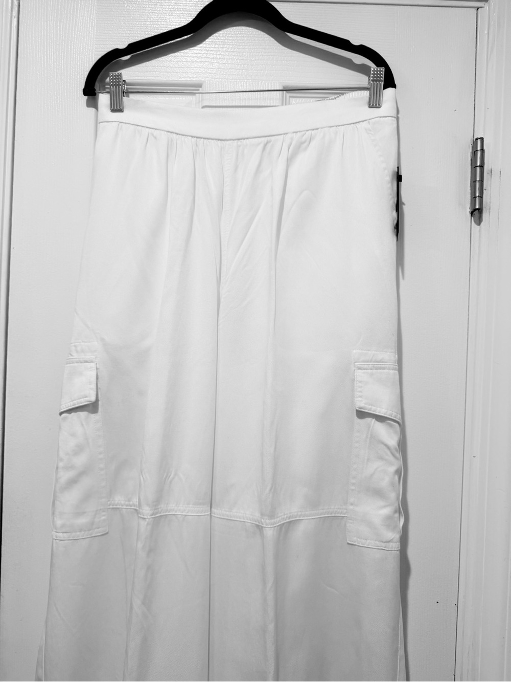 DKNY White Wide-Leg Cargo Pants